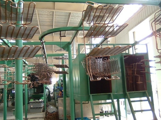 Linha de revestimento automática do pó para o pré-tratamento do condensador com a arma de pulverizador do pó
